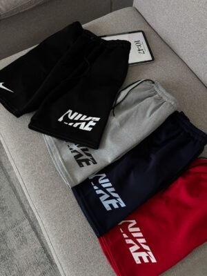 Short Deportivo "Nike" - Algodón con Logo Lateral
