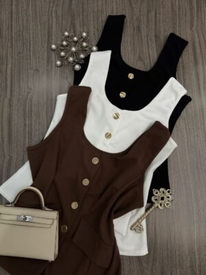 Vestido de Punto "Essential Lux" con Botones Dorados